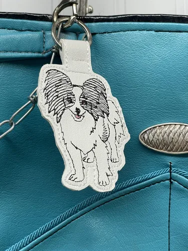 Vista 5 de Papillon Dog Breed Keychain Bag Tag by Syntryz