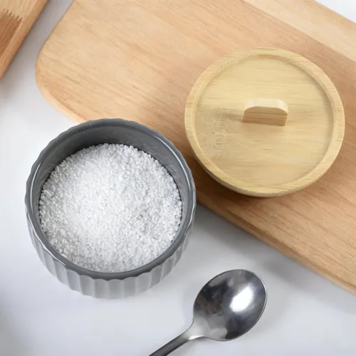 Vista 6 de Recipiente de sal con tapa de bambú, cuencos de cerámica de gran capacidad de 14 onzas, caja de pimienta, recipiente de condimentos de esmalte Negro