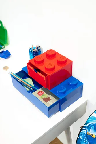 Vista 6 de Room Copenhagen LEGO Storage Brick 4 Cajón de Escritorio, Caja de Almacenamiento de Sobremesa Apilable de 4 Espigas, 6.2 x 6.2 x 4.4 pulgadas, Rojo