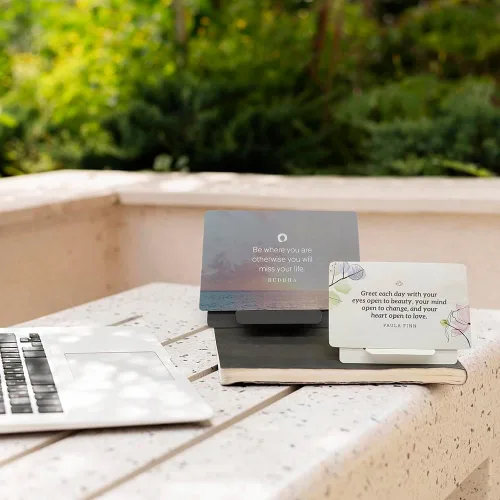 Vista 3 de MESMOS 52 tarjetas de cuidado personal de atención plena con pasos prácticos, regalos para aliviar el estrés, regalos de San Valentín para parejas