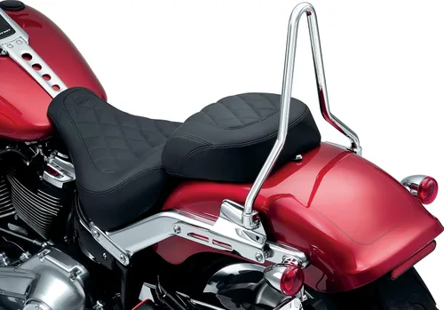 Vista 5 de Kuryakyn 6587 Accesorio de motocicleta: Sissy Bar para motocicletas Harley Davidson Softail 2018-2020 con almohadilla de respaldo acolchada, cromo