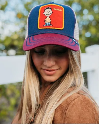Vista 4 de Peter Grimm Colección de dibujos animados de cacahuetes, gorra de béisbol ajustable