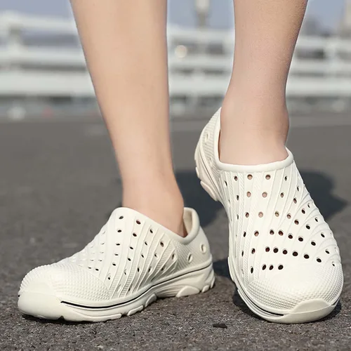 Vista 6 de CERYTHRINA Zuecos de jardín para hombre, zapatos transpirables para exteriores, sandalias de goma suave, zapatos de agua EVA para la playa