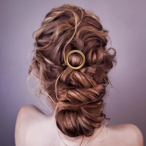 Vista 5 de PAGOW 4 pinzas minimalistas para el cabello para mujer, aros huecos dorados y plateados, círculos redondos, geométricos, de metal, delicados