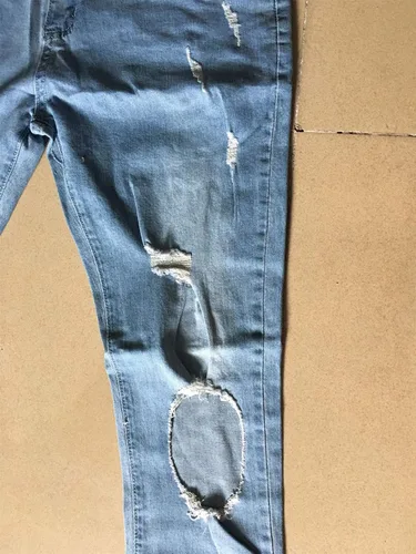 Vista 5 de Andongnywell - Pantalones de mezclilla con cremallera para hombre elásticos rasgados rasgados y rasgados pierna cónica pantalones de mezclilla