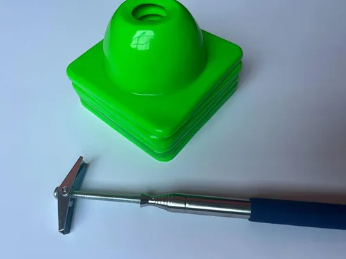 Vista 8 de Versatyle Easy Cone Pickup Stick Selector de cono retráctil superior para deportes, tráfico y conos al aire libre Funciona con la mayoría
