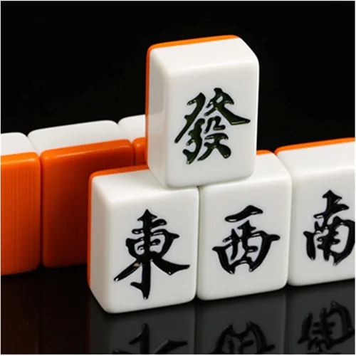 Vista 2 de VSOLS Profesional Mahjong Oficial Medieval Familias Juegos Adultos Ajedrez Mahjong Set de juegos de mesa de tamaño completo (Color : 1.7 in)