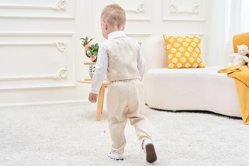 Vista 4 de Conjunto de chaleco de 3 piezas para niños, conjunto de camisa de manga larga y pantalones con corbata
