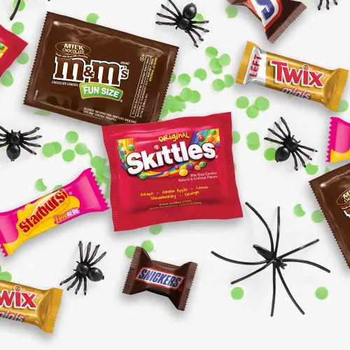 Vista 3 de Mars - Surtido de chocolates y caramelos de Halloween (M&M'S, Snickers, Twix, Starburst y Skittles) 350 unidades, bolsa de 122.6 oz