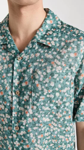 Vista 6 de Naked & Famous Denim Camisa Aloha para hombre con botones y estampado de frutas-cian