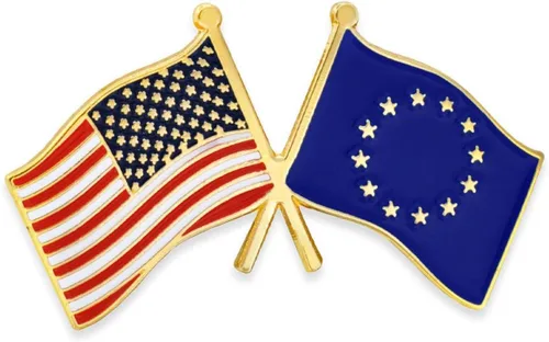 Vista 143 de PinMart Pin de solapa esmaltado con bandera de la amistad cruzada de Estados Unidos y el mundo