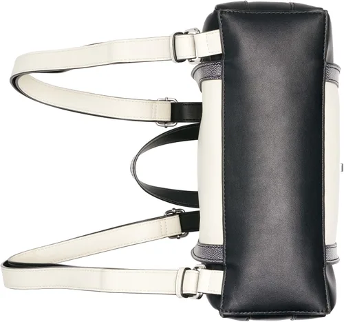 Vista 4 de Calvin Klein Mochila Sahara Flap Turnlock para mujer, Querubín BlancoNegroNegro