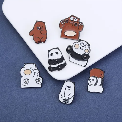 Vista 5 de Broche de esmalte de dibujos animados lindo animal Kawaii bolsas mochilas chaquetas sombrero accesorio decoración (Panda y oso)