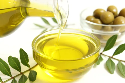 Vista 7 de Sanniti Laudemio Aceite de oliva virgen extra orgánico Fattoria di Maiano, ganador del premio de oro en la competencia mundial de aceite de oliva