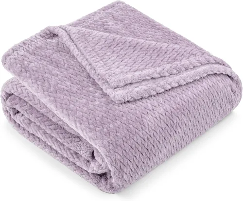Vista 38 de PAVILIA - Manta de forro polar suave y sólida de color negro para sofá, mantas ligeras y mullidas y cálidas para cama, manta de franela mullida