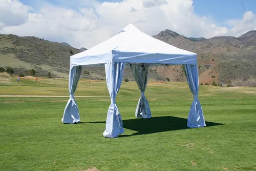Vista 3 de Undercover Canopy Comercial 10x10 con paredes