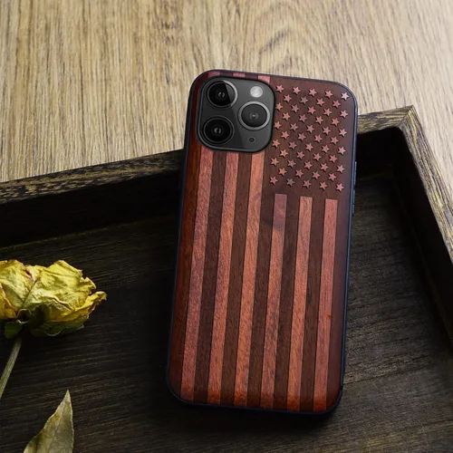 Vista 4 de Carveit Funda de madera para iPhone 11 Pro Max [madera real dura y TPU suave negro] a prueba de golpes, protector de teléfono de madera único
