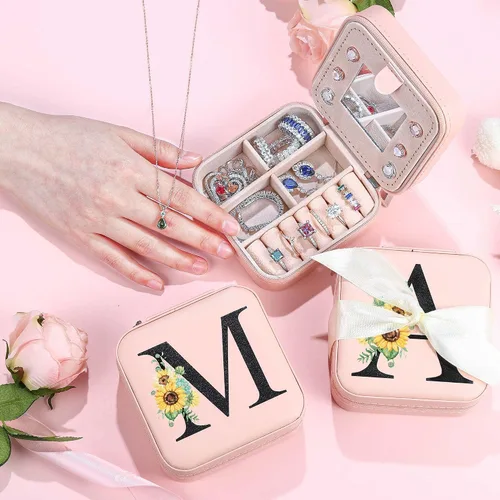 Vista 6 de Parima Joyero de viaje para mujer, un organizador de joyas con iniciales, estuche de joyería de viaje pequeño, estuche de viaje de joyería, regalos