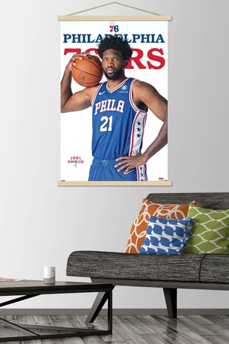 Vista 2 de Trends International NBA Philadelphia 76ers - Póster de pared Joel Embiid Feature Series 23, 22.37 x 34.00 pulgadas, paquete de impresión premium