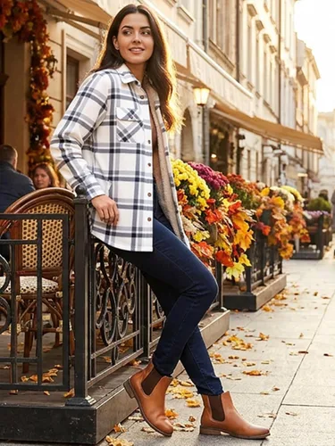 Vista 2 de Lisskolo Chaqueta tipo camisa con forro polar para mujer con bolsillos para las manos, chaqueta de forro polar Sherpa con botones a cuadros, ropa