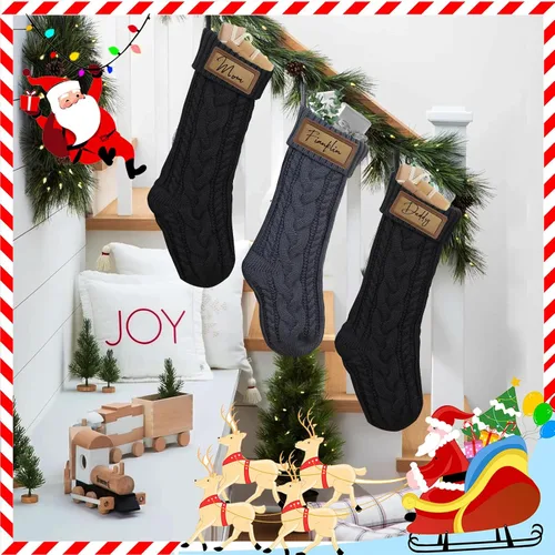 Vista 4 de steo spce Paquete de 4 medias de Navidad personalizadas con parches de cuero, medias de Navidad personalizadas con nombre, medias de Navidad
