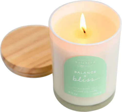 Vista 2 de Vela de soja de vidrio con tapa perfumada, Balance + Bliss, 9.3 onzas