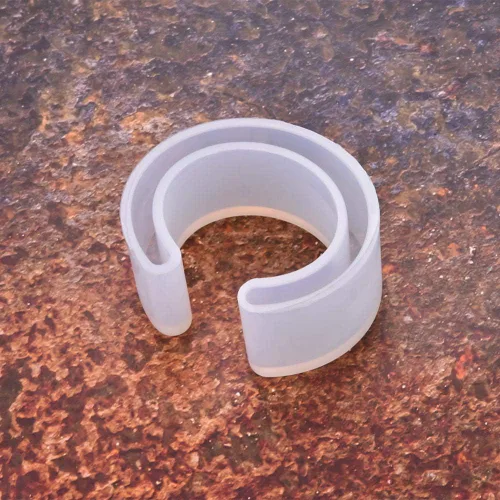 Vista 7 de Pulsera de silicona con fuente C, pulsera abierta de bricolaje, fundición de resina para fabricación de joyas