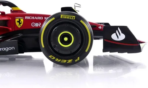 Vista 6 de Bburago Escala 1:18 SFR Ferrari F1-75 (2022) Edición GP de Italia