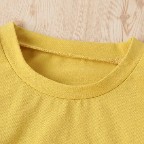 Vista 3 de Betusline - Atuendo deportivo de 2 piezas con blusa ombliguera y pantalones para niñas, estilo teñido anudado (18 meses a 14 años)