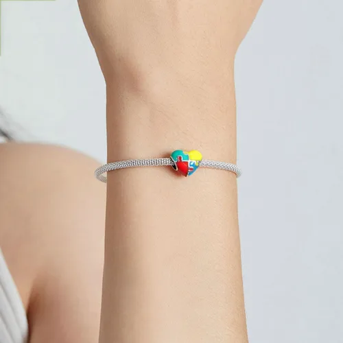 Vista 6 de Abalorio de plata de ley 925 con diseño de corazón y piedra natal familiar con dije de corazón para pulsera Pandora