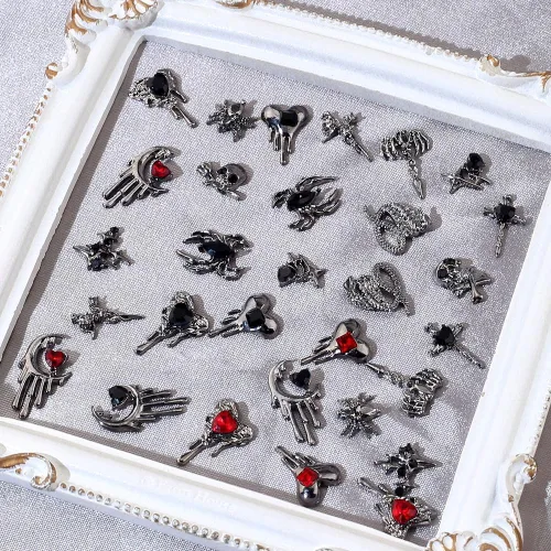 Vista 4 de 30 dijes de uñas de Halloween para uñas acrílicas, 3D, dijes de Halloween para uñas, cruz, estrella, luna, corazón, araña, cráneo, diseños de uñas