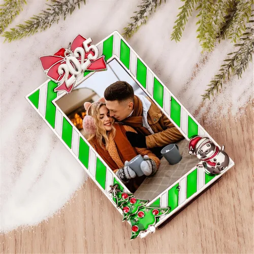 Vista 7 de WANSHUNLMI Marco de fotos verde 2026, marco de fotos de metal para Navidad, decoración de árbol de Navidad, mesa o árbol de Navidad, de dos maneras