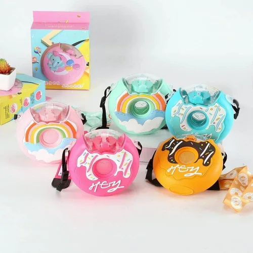 Vista 4 de JHTPSLR Botella de agua Kawaii Donut con popote para niños y niñas, bonita tetera portátil con correa sin BPA a prueba de fugas, taza de agua