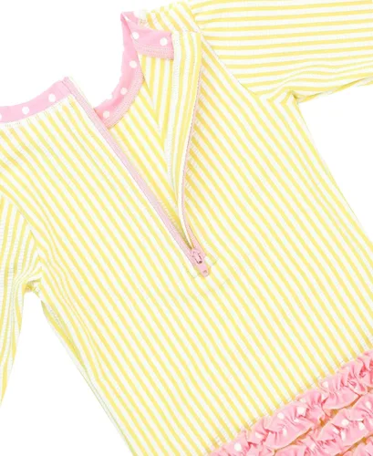 Vista 5 de RuffleButts - Traje de baño de una pieza con mangas largas, de seersucker, con protección solar UPF 50+ para bebé/niñas Seersucker de plátano
