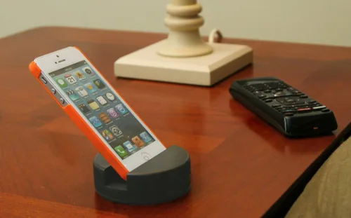 Vista 7 de El soporte original indestructible para teléfono celular de hockey - Hecho de un disco de hockey genuino - Compatible con todos los teléfonos
