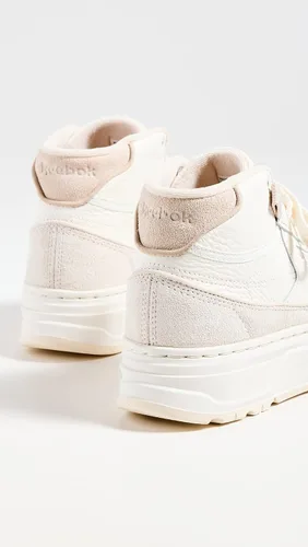 Vista 3 de Reebok Tenis Club C Geo Mid para mujer