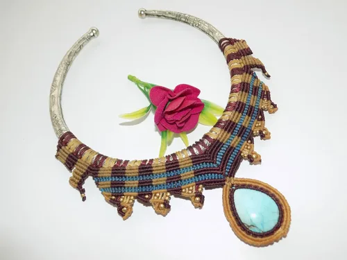 Vista 2 de Collar turquesa, collar Hasli para mujer, collar de torsión, collar de cuello, regalo para ella SN-2060, Gema, turquesa creada