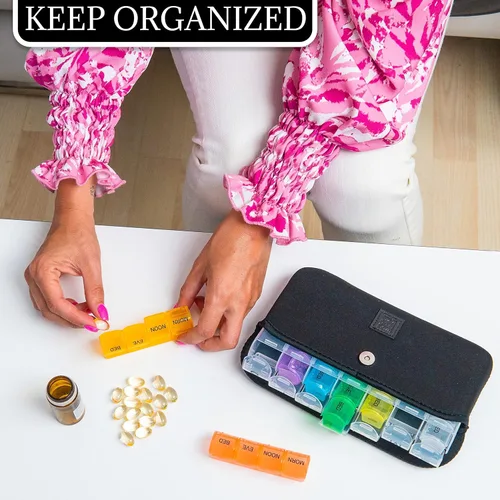 Vista 2 de Made Easy Kit Pastillero grande para 7 días/28 compartimentos en neopreno con pastillero de almacenamiento diario en la mañana, mediodía, víspera