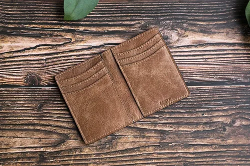 Vista 2 de Cartera de cuero prémium para tarjetas de crédito para hombres Cartera delgada con bloqueo RFID, Combinación marrónbronceado, Minimalista