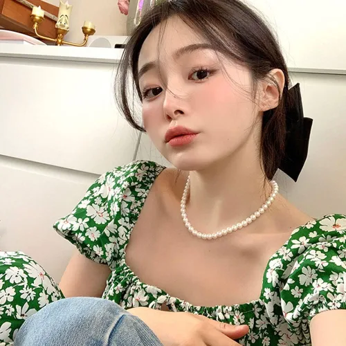 Vista 3 de Collar de perlas blancas para mujer, collar de perlas de imitación para niñas, gargantilla de perlas para mujeres y hombres, collar de novia