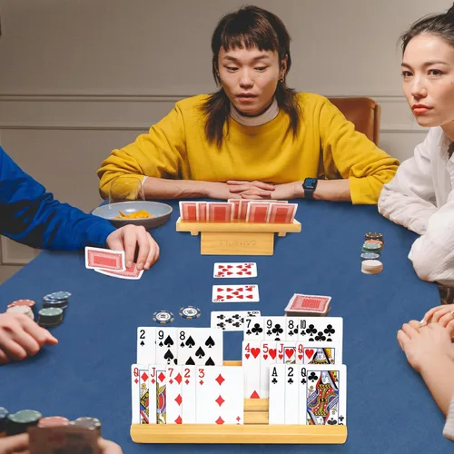 Vista 6 de plusvivo Juego de 4 tarjeteros para cartas con soporte ajustable, para personas mayores, adultos y niños, 5 ranuras de hasta 110 tarjetas, soporte