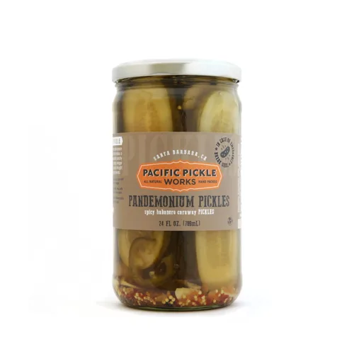 Vista 9 de Pandemic Pickles - Mitades de pepinillos picantes de alcaravea con habanero, jalapeño, ajo, pepinillos calientes gourmet para sándwiches