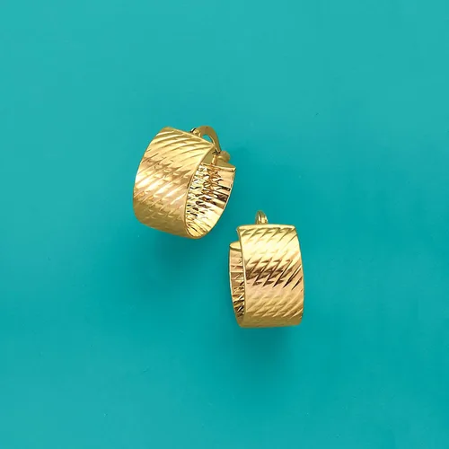 Vista 4 de Ross-Simons Aretes de aro con textura de oro amarillo italiano de 14 quilates, Oro, No es una piedra preciosa