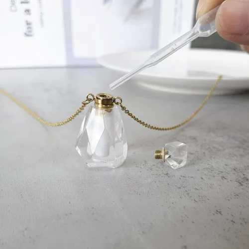 Vista 24 de Perfume Bottle Necklace Heart Shape, Amethyst Necklace Healing Crystal for Women, Essential Oil Diffuser Bottle Necklace Jewelry for Liquid