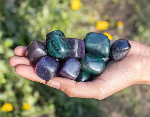 Vista 3 de Juego de 13 piedras y cristales de fluorita múltiple de 800 quilates, para chakras, reiki, piedras pulidas, piedras preciosas y cristales
