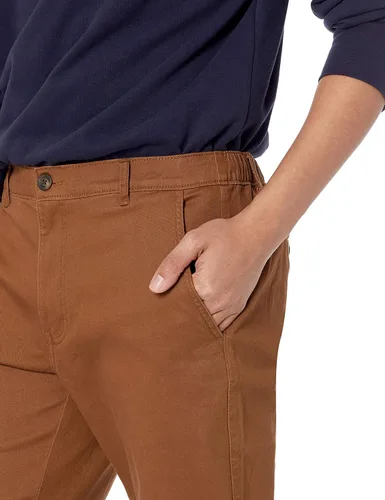 Vista 3 de Tienda Essentials - Pantalón deportivo ajustado para hombre