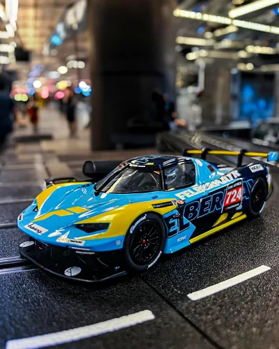 Vista 3 de Carrera 27744 KTM X-Bow GTX Felbermayr No.724 Escala 1:32 Ranura analógica de coches de carreras de vehículos de carreras de coches