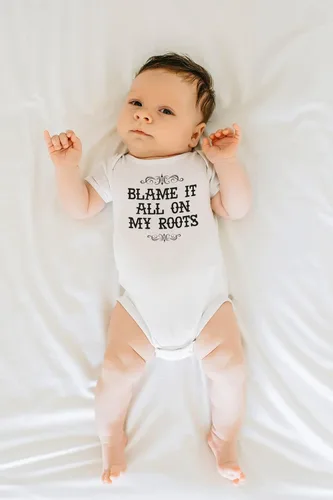 Vista 8 de Pop Threads Blame It All On My Roots Country Music Cute Funny Western Baby Toddler Kids Girl Boy T-Shirt