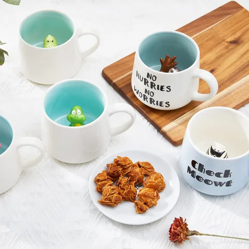 Vista 3 de Taza de cerámica de Narval con animal 3D oculto en el interior, taza de 12 oz con figura de dibujos animados hecha a mano, linda taza sorpresa