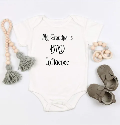 Vista 4 de My el abuelo Bad Influence" Custom Boutique Body de Onesie. Es